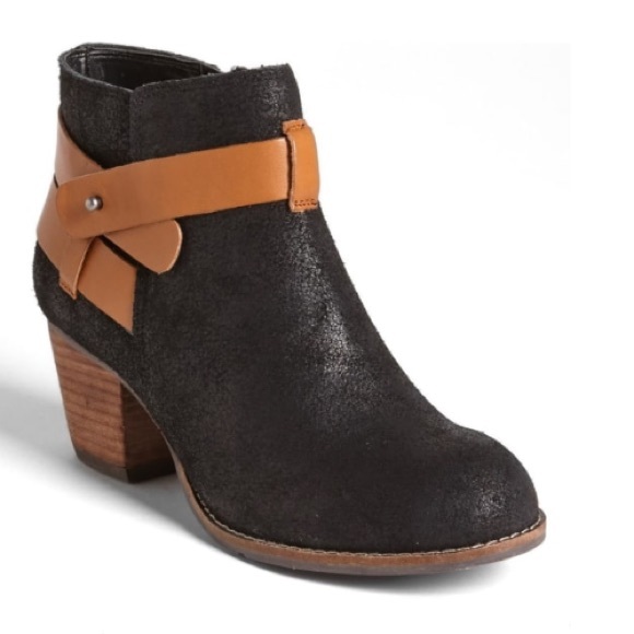 Dolce Vita Shoes - DV dolce Vita Jaxen suede wrap around strap bootie